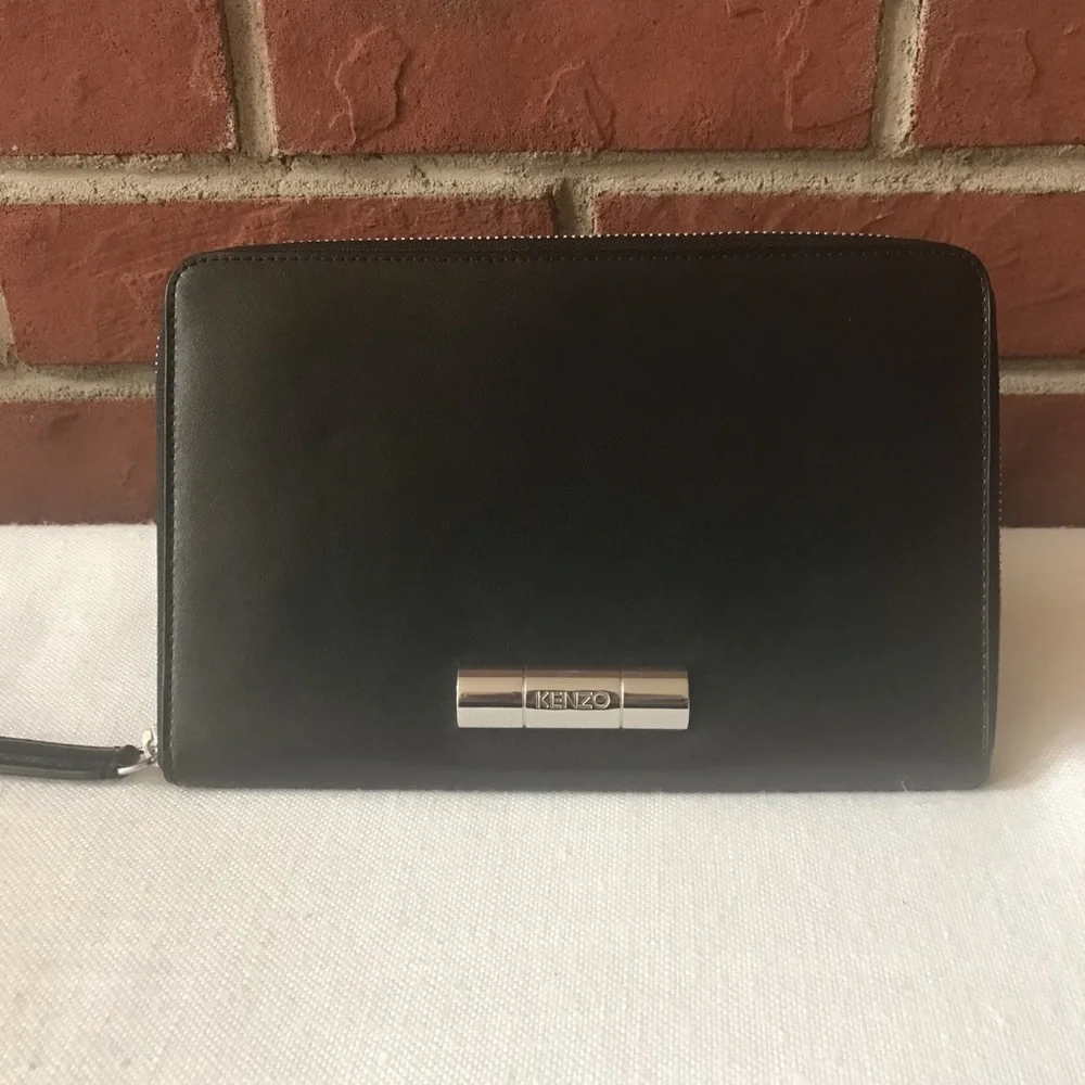 •Kenzo Black Leather Zip Clutch Travel Wallet Organizer